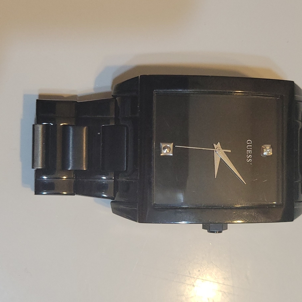 Mens guess watch